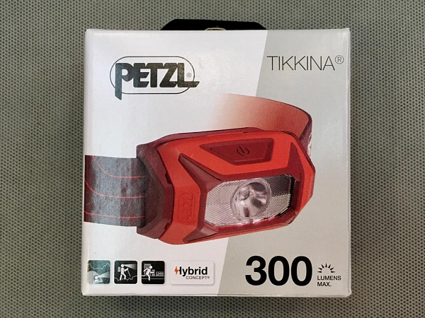 НАЛОБНЫЙ ФОНАРЬ PETZL TIKKINA КРАСНЫЙ