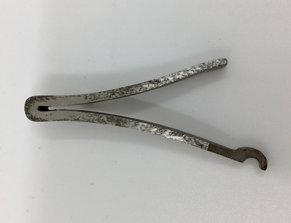 ПРУЖИНА PERAZZI V ОБРАЗНАЯ ЛЕВАЯ