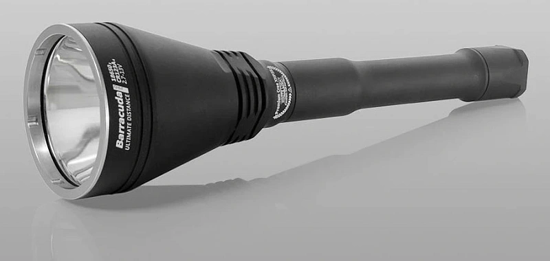 ФОНАРЬ ARMYTEK BARRACUDA V2 / XP-L HI ТЕПЛЫЙ / 1260 ЛМ / 5